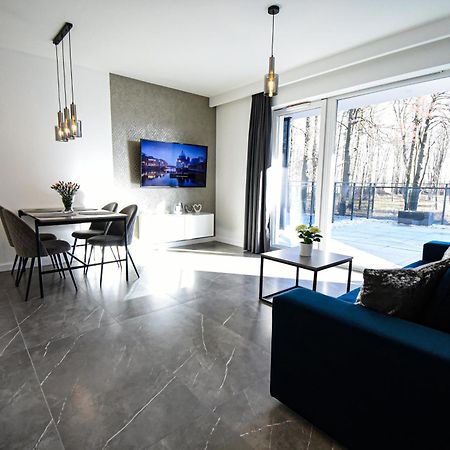 Apartament Villa Park Przy Plazy Z Widokiem Na Jezioro, Taras 50 M2 أوسترودا المظهر الخارجي الصورة